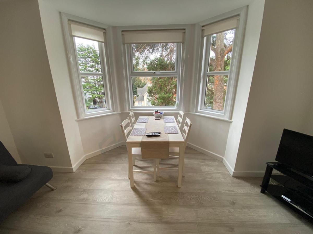 Seaside Living Appartement Bournemouth Buitenkant foto