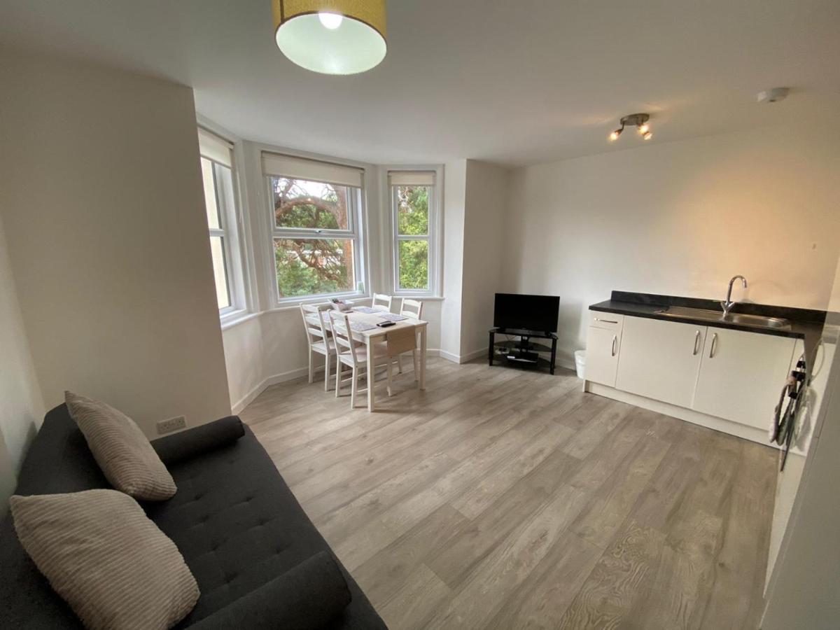 Seaside Living Appartement Bournemouth Buitenkant foto